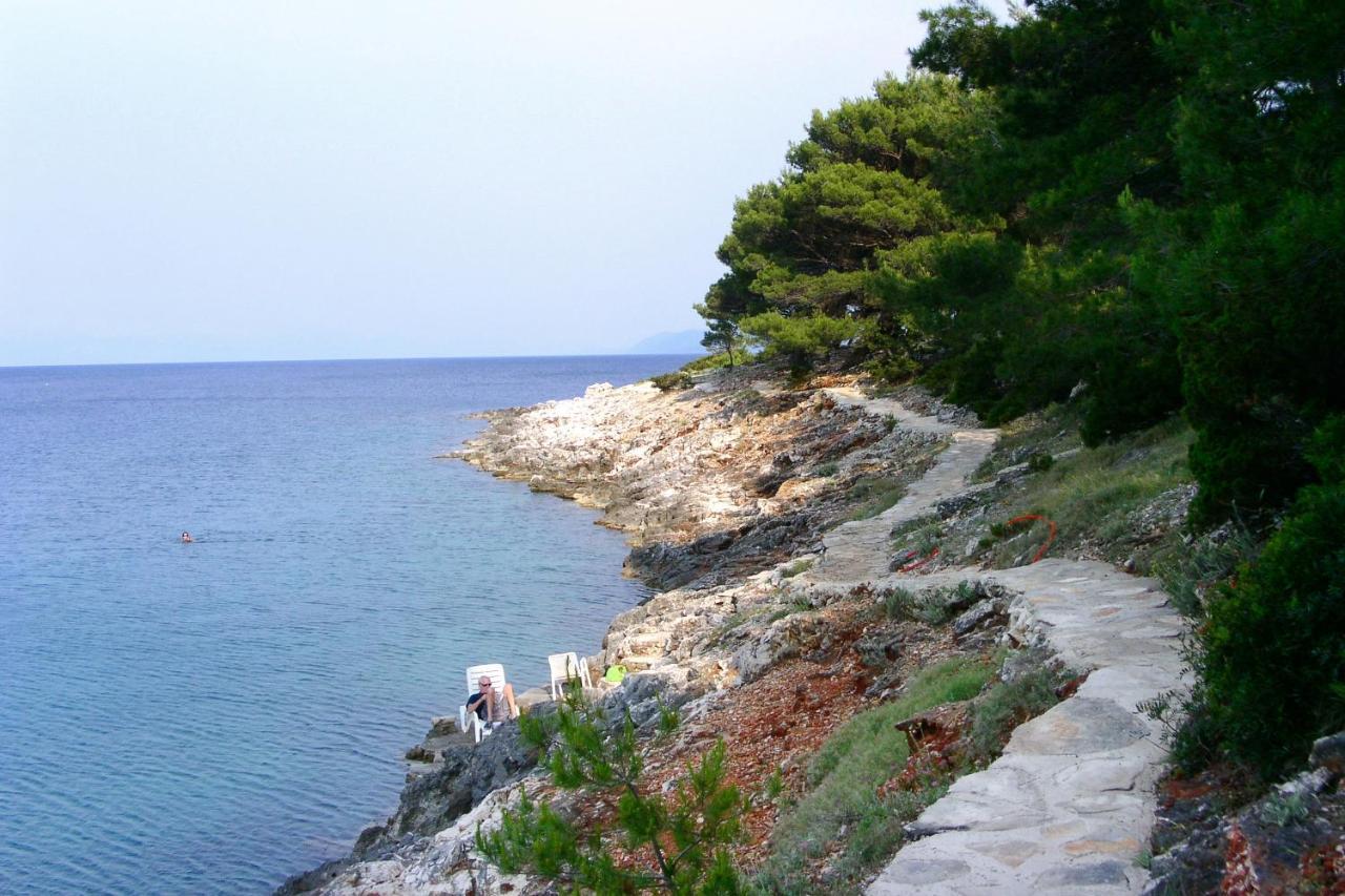 Apartments With A Parking Space Mudri Dolac, Hvar - 4043 Vrbanj Екстер'єр фото