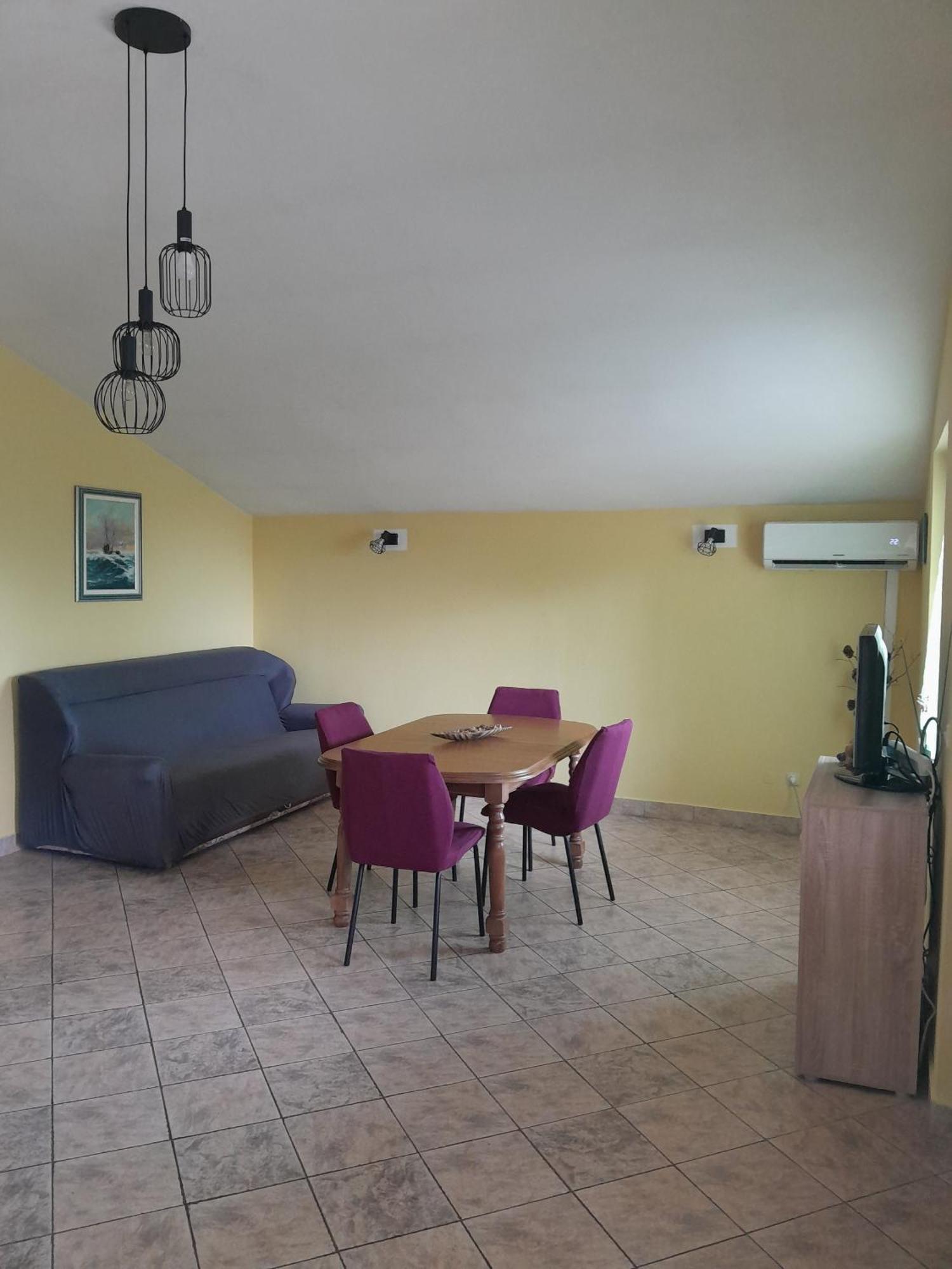 Apartments With A Parking Space Mudri Dolac, Hvar - 4043 Vrbanj Номер фото